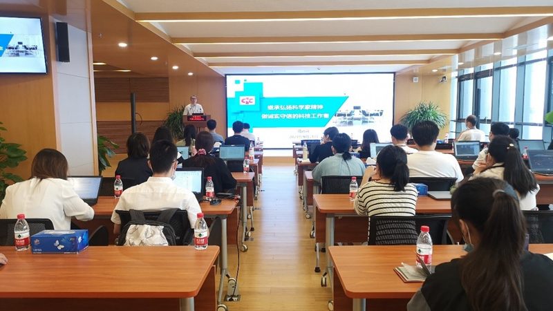 小标题：在线教育平台靠谱度背后的关键要素